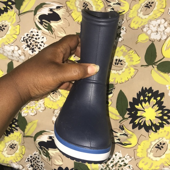 Kids Crocs Rainboots - Picture 2 of 12